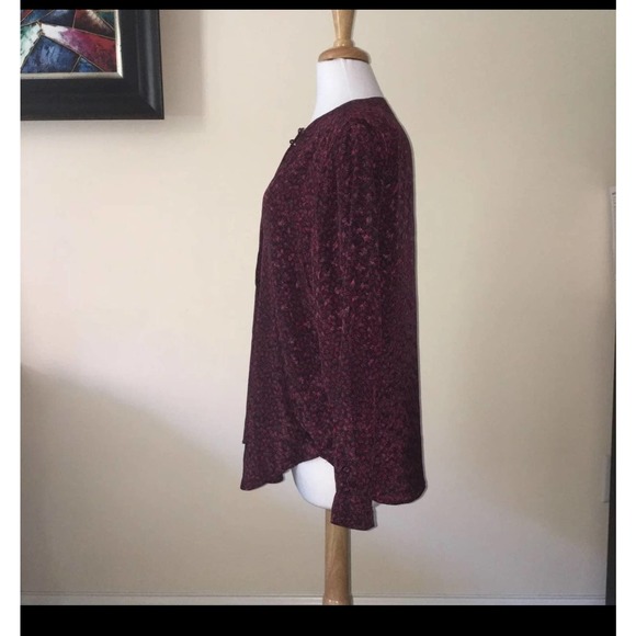 EUC Patterned Vintage VTG "LB" Shimmer Metallic Blouse Top Size 11/12 - Picture 4 of 10